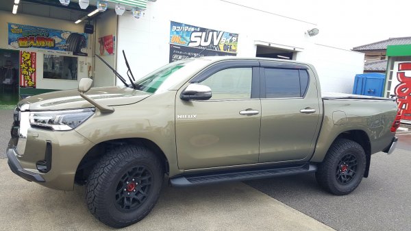 ハイラックス × TRD PRO × X-AT | 株式会社ヨコハマタイヤガーデン関東